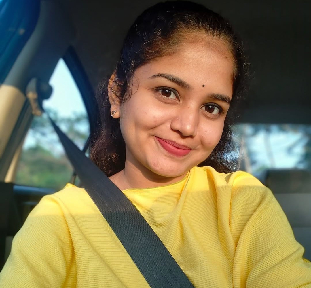 বৃষ্টির দিনে দিদির উপহার